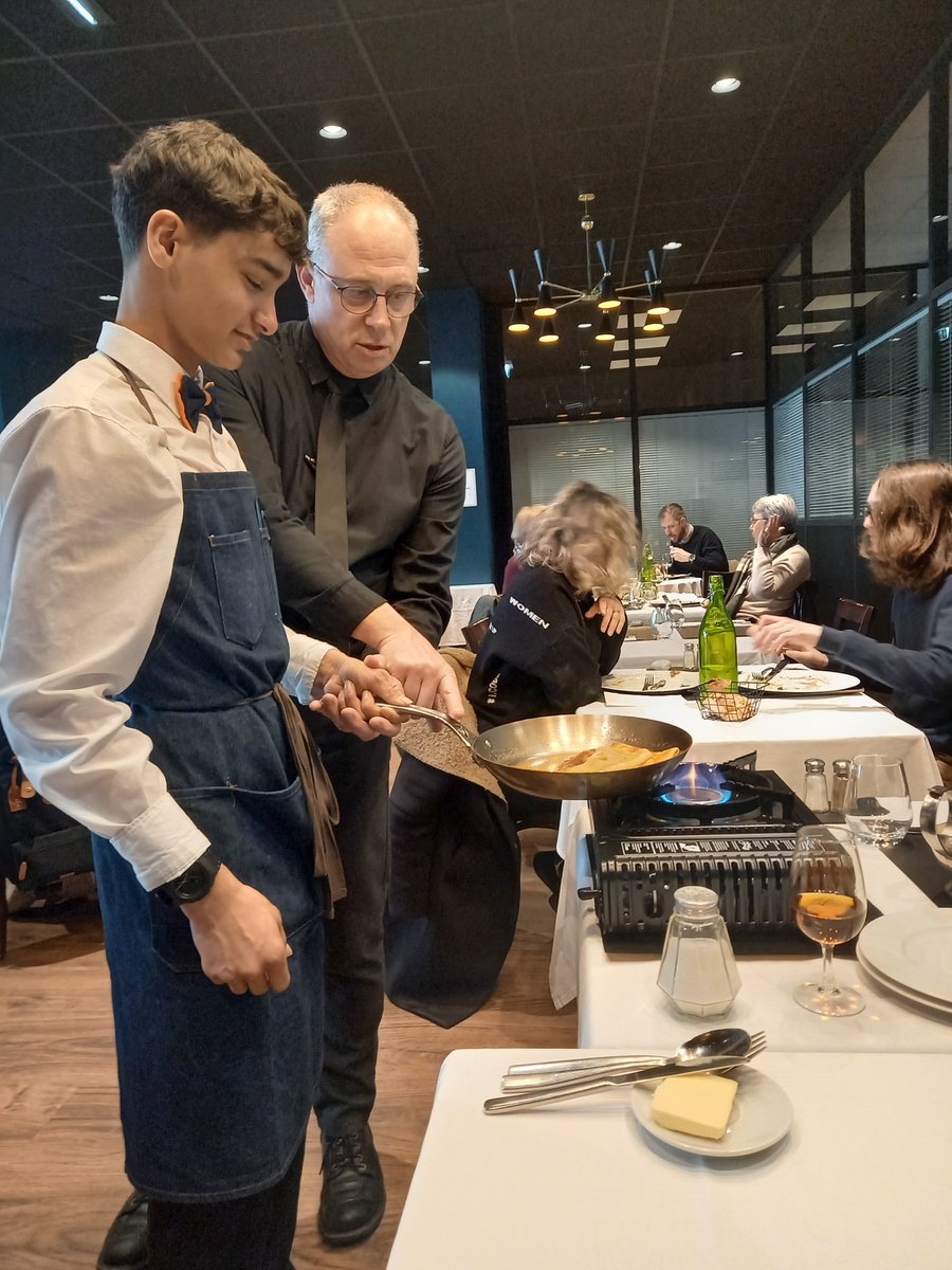 Les crêpes sont à l'honneur au restaurant <a href="/Agape_Anjou/">Agapè Anjou</a> . Jeunes apprenants et maîtres enseignants vous font flamber les crêpes à votre table ! A découvrir absolument !