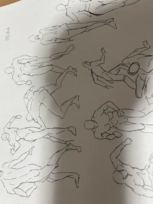 昨日は投稿せず寝てました。上の子が風邪引いてつらいです。 