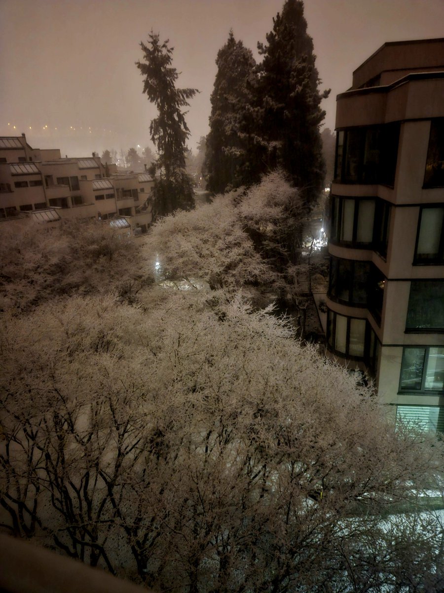 <a href="/ByBellaArtist/">🌸simplycanadian🌸</a> Good morning, and Happy Sunday, Bella 😘😊💝🤗

I usually treat myself by going out for breakfast at the Granville Island Public Market. 
Today, probably staying in as it is snowing.