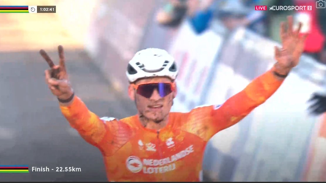 MATHIEU VAN DER POEL IS THE 2025 ELITE MEN CYCLOCROSS WORLD CHAMPION! 🌈🇳🇱 The Dutch star wins the Elite title for the 7th time, equalling the record of Eric De Vlaeminck after a perfect race. Boring but perfect. Congrats, Mathieu! 
#Leivin2025