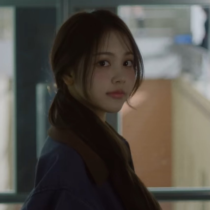 kchartsmaster's tweet photo. Carmen from Hearts2Hearts will be the first Indonesian idol to debut under SM Entertainment. https://t.co/Ep75YCgC4m