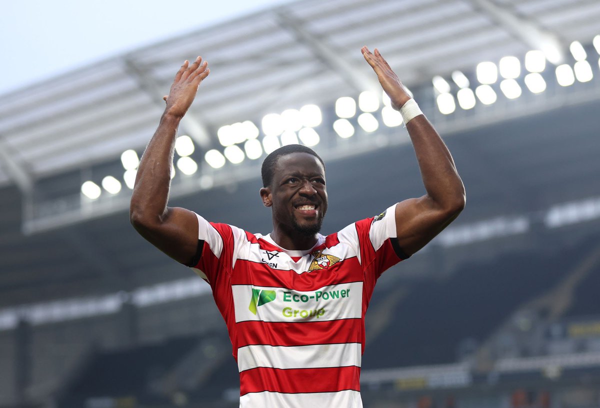 Next five in the league … 
Chesterfield (A)
Grimsby (H)
Morecambe (A)
Accrington (A)
Newport (H) 

How many points out of 15 will we get ? #DRFC