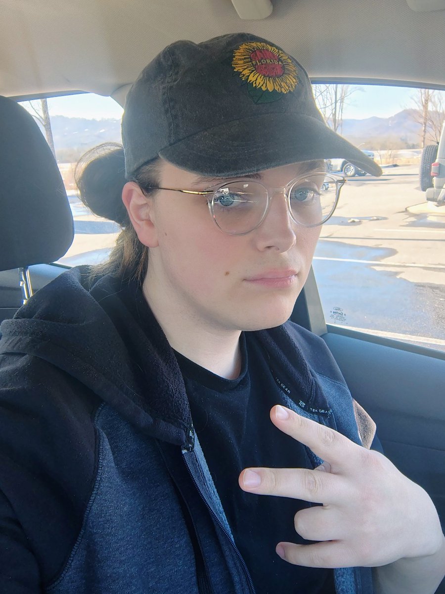 Ran out of contacts, the boymode is gonna get real difficult now