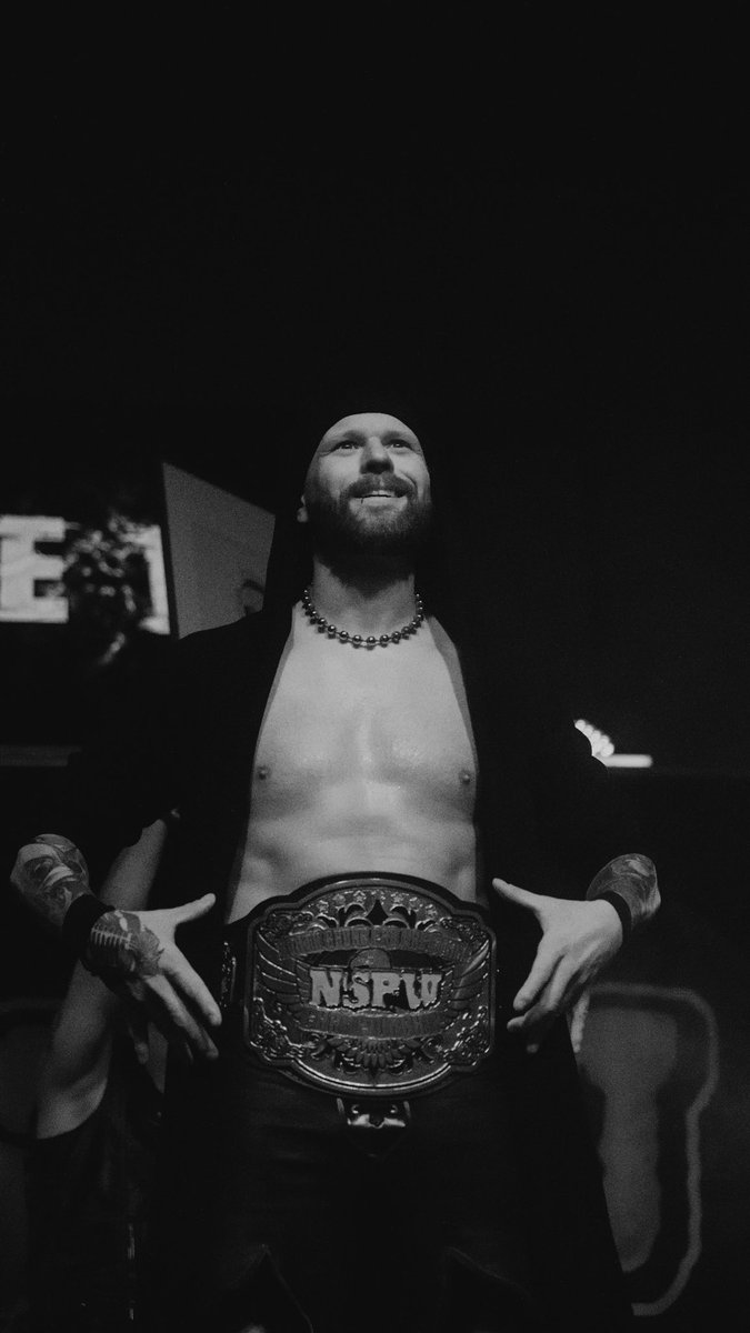 PeeWeeRadioDJ's tweet photo. J’ai commencé la soirée en CHAMPION et j’ai terminé la soirée en CHAMPION 😈

#AndStill #ByeToxic #BonjourDylan #YoureNEXT @NSPW 

📷 @andrebeaupre 
🔥 @NSPW https://t.co/2TYxwEyNou
