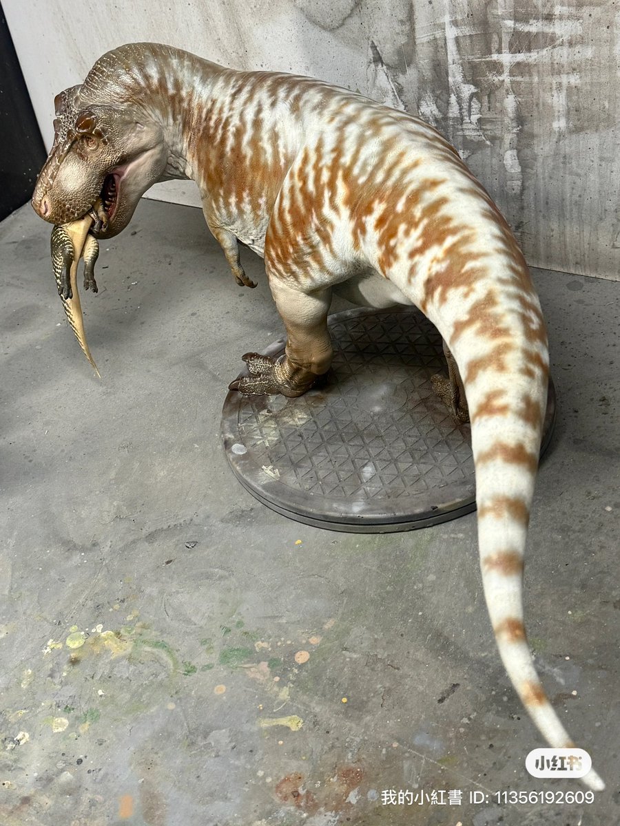 T. rex scale 1:15 paiting WIP