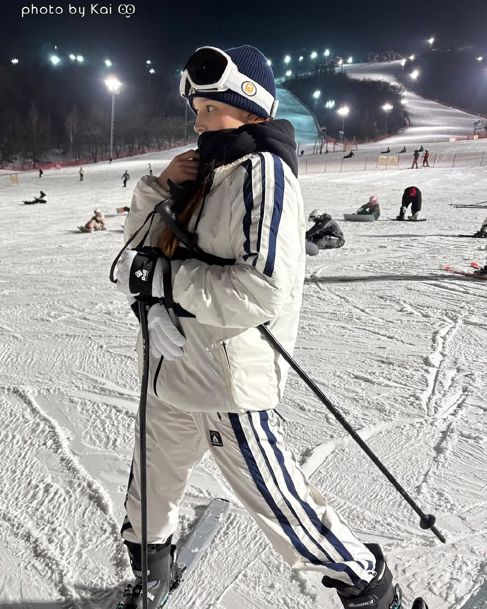 libysiel's tweet image. hueningz time ❄️☃️