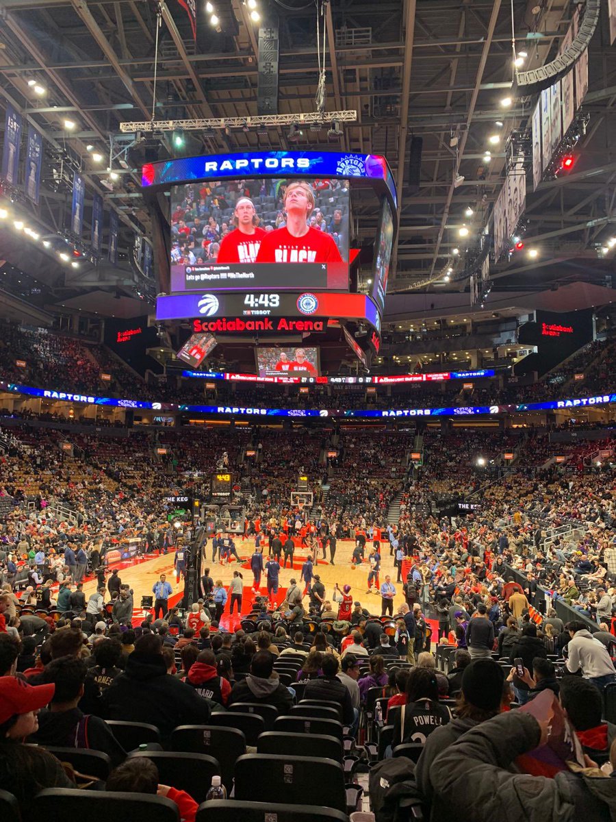 drleylaulus's tweet image. Scotiabank Arena’da Toronto Raptors heyecanını yaşamak! 🏀🇨🇦 Muhteşem atmosfer, unutulmaz bir deneyim! ✌️#WeTheNorth #TorontoRaptors