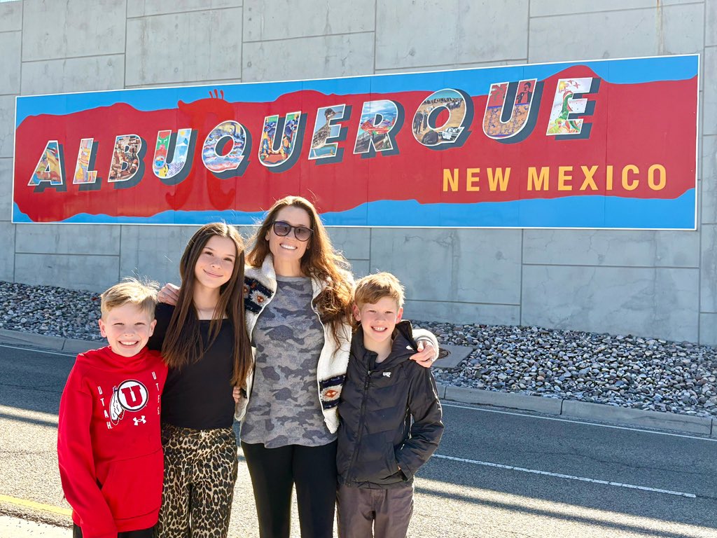 Albuquerque! What a ride it’s been! Thank you to this beautiful, sunny city for loving us. So many special memories made, we’ll never forget our time here! To our Lobo football family, we’ll miss y’all so much! Nothing but love always from Team Beck! ❤️🏈🏜️🌵☀️