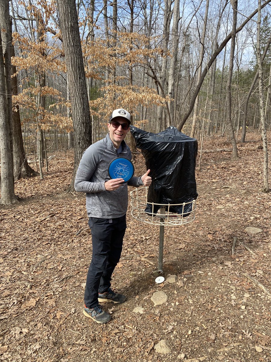 discgolfhere's tweet image. Now how I envisioned my first tournament ace but an ace is an ace, right?