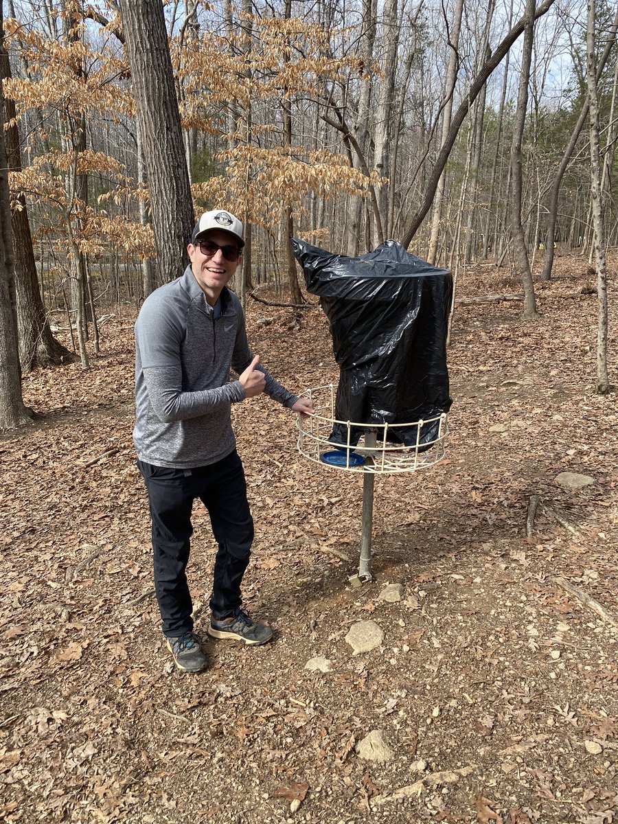 discgolfhere's tweet image. Now how I envisioned my first tournament ace but an ace is an ace, right?