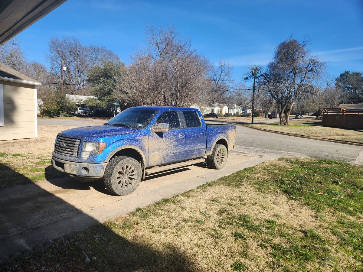 SgtBrown001's tweet image. #WhatILearnedToday
My truck wanted to play in the mud today