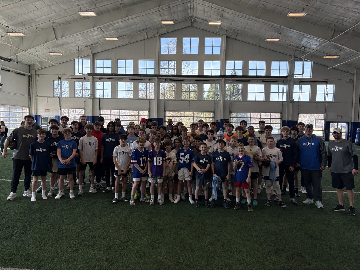 Elite QB Training (@scottsemp) on Twitter photo Elite QB-WR Winter Camp is a wrap!
Special thanks to <a href="/thewideoutcrew/">The WideOutCrew</a>
36 QB and 30 WR all putting themselves in a position to kick off the off-season the right way!
Plenty’s of video to come in the coming g days! Post a clip from camp and tag <a href="/ScottSemp/">Elite QB Training</a> Elite QB-WR Winter Camp is a wrap!
Special thanks to <a href="/thewideoutcrew/">The WideOutCrew</a>
36 QB and 30 WR all putting themselves in a position to kick off the off-season the right way!
Plenty’s of video to come in the coming g days! Post a clip from camp and tag <a href="/ScottSemp/">Elite QB Training</a>