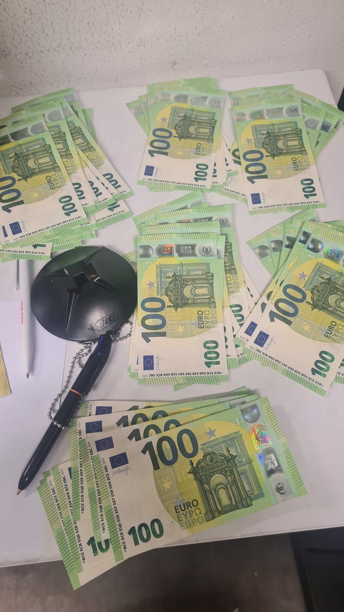 💶 lieben dank an die antifa gmbh 🤗 so macht demo spaß! 🤩🤩🤩