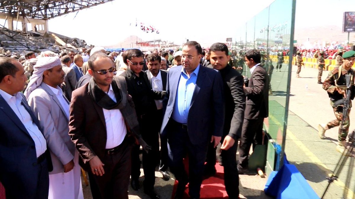 الرئيس مهدي المشاط:

الرئيس الشهيد حاضراً في ضمير شعبه صموداً يتعاظم وإرادة لا تنكسر وعزماً لا يلين.
#رجل_المسؤولية