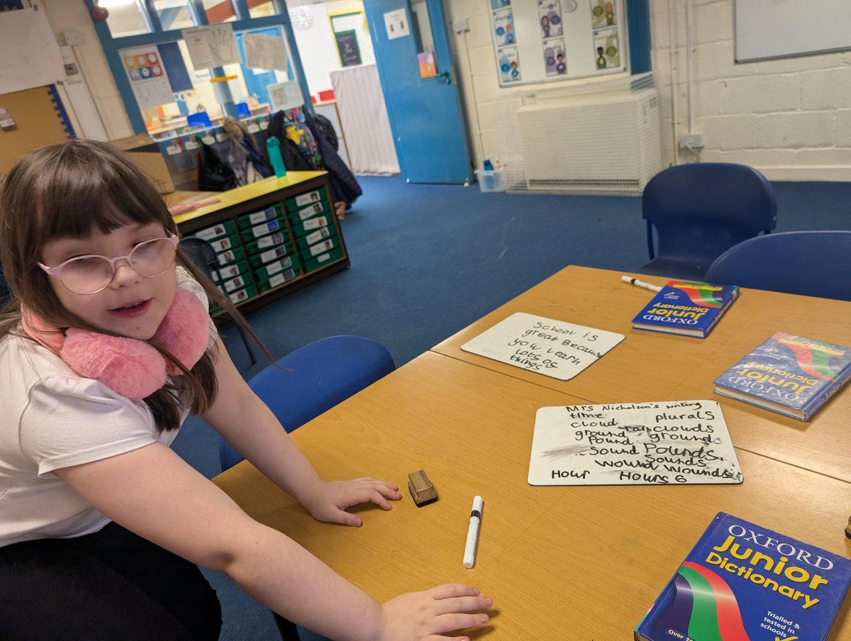 Mrs Nicholson (@mrsnicholsoncps) on Twitter photo The Target Zone have been developing dictionary skills, as well as using dictionaries as a tool to help identify whether words are nouns, verbs, or adjectives. We've also been doing simple plurals too ๐โค๏ธ <a href="/carronshoreps/">Carronshore Primary</a> <a href="/FalkirkLiteracy/">Falkirk Literacy</a> The Target Zone have been developing dictionary skills, as well as using dictionaries as a tool to help identify whether words are nouns, verbs, or adjectives. We've also been doing simple plurals too ๐โค๏ธ <a href="/carronshoreps/">Carronshore Primary</a> <a href="/FalkirkLiteracy/">Falkirk Literacy</a>