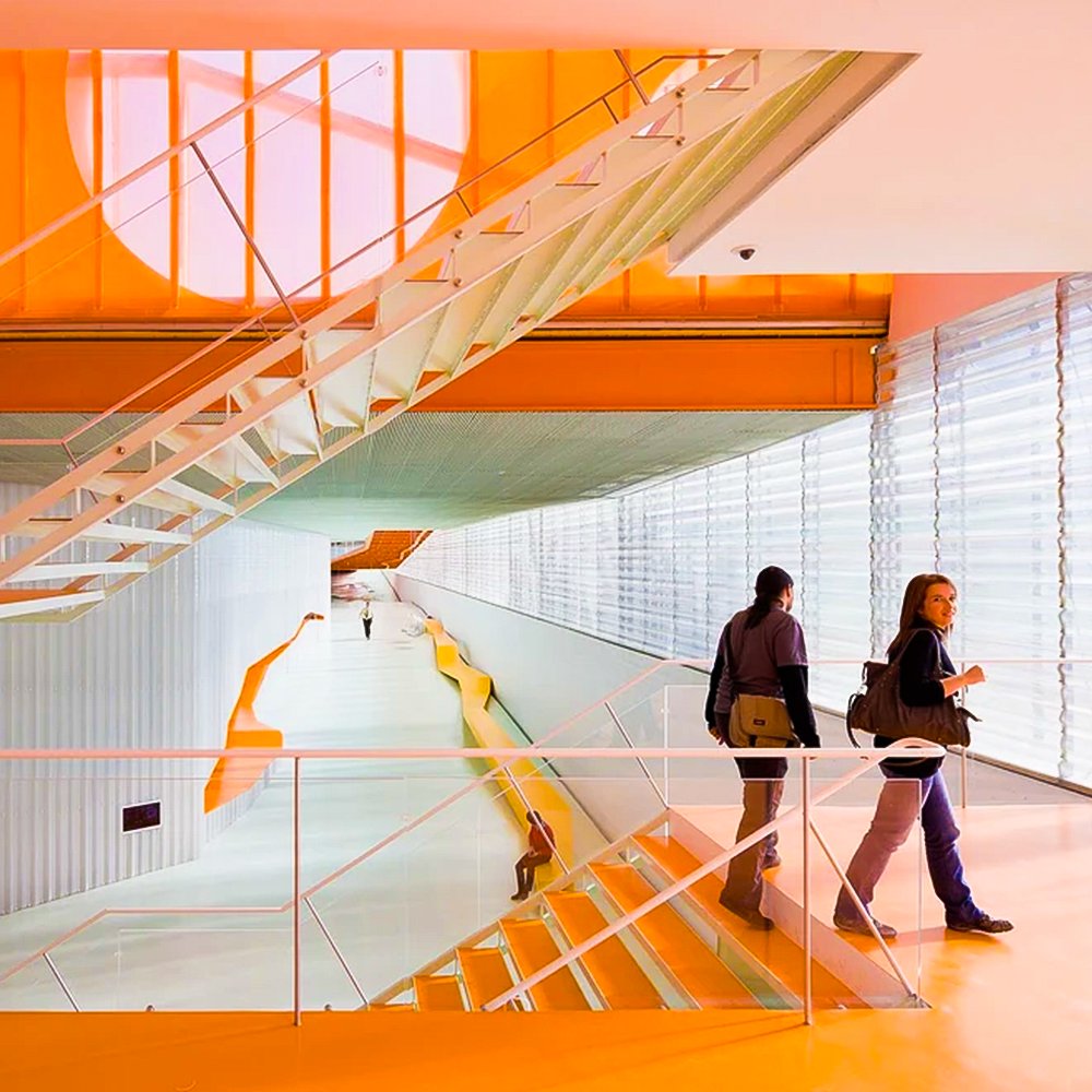 skeuoss's tweet photo. DORfic

Short for "Daylight, Orange, Red, Futurism, and Graphic".

It combines elements of Abstract Tech and minimalist design. Prominent from the mid-2000s to the mid-2010s, characterized by its use of vibrant colors, clean lines, and futuristic themes.

#DORfic #frutigeraero https://t.co/nIjtahGbGo