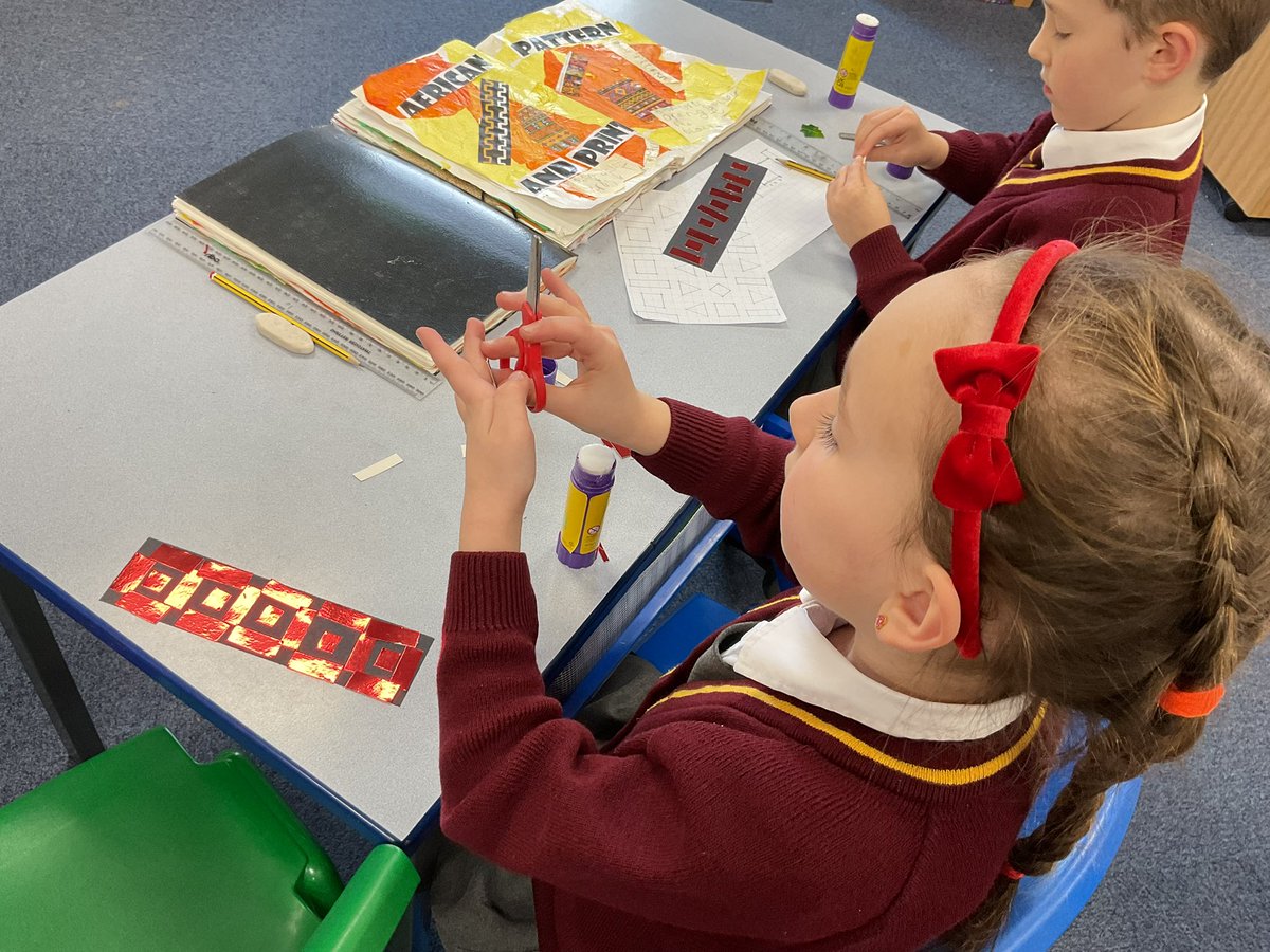 PDA_Y2's tweet image. Thinking carefully about how to create a geometric repeated pattern in the style of African patterns and prints. We then went on to use our ideas to design our printing blocks. I’m looking forward to seeing some amazing prints using our printing blocks. #pdaart