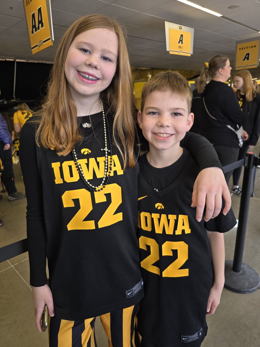 Let's go Hawks! Beat USC! <a href="/IowaWBB/">Iowa Women's Basketball</a> #Forever22 #FightForIowa #GoHawks