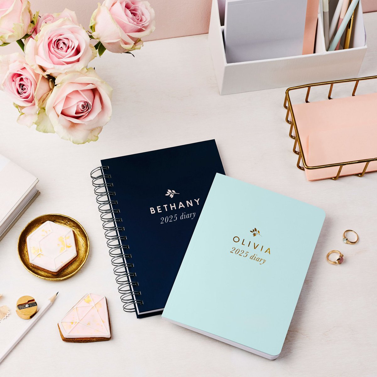 SolaAdebayo_'s tweet image. Once again, Twitter may seem like a digital diary but remember: the internet never forgets!

Think twice before you post, some words can echo forever! 

@Gidi_Traffic #digitaldiary