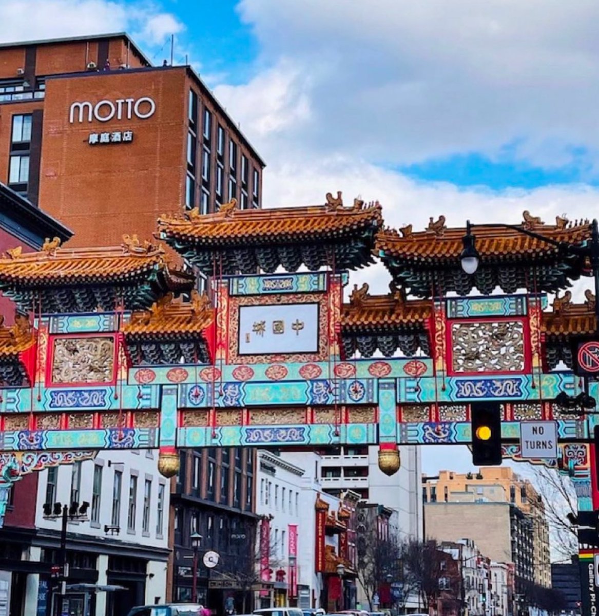 Happy Year of the Snake! 🐉🧧
The DC Lunar New Year Parade kicks off at 2 PM, with the grand finale passing right in front of our doors on H Street—the perfect spot to celebrate!
Swing by for festive vibes and special themed cocktails!
627 H Street NW