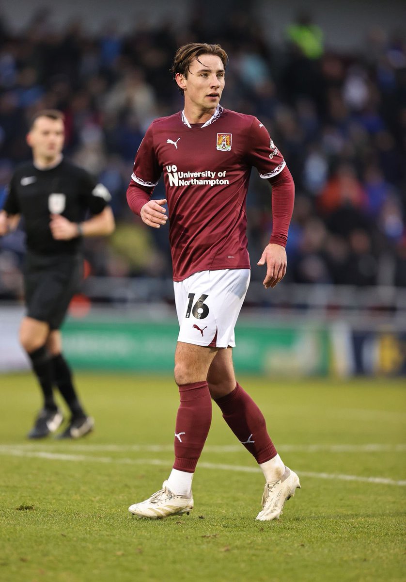 terrytay10r's tweet photo. Important 3 points. Thanks for the warm welcome Cobblers🤎 https://t.co/7puq658b0J