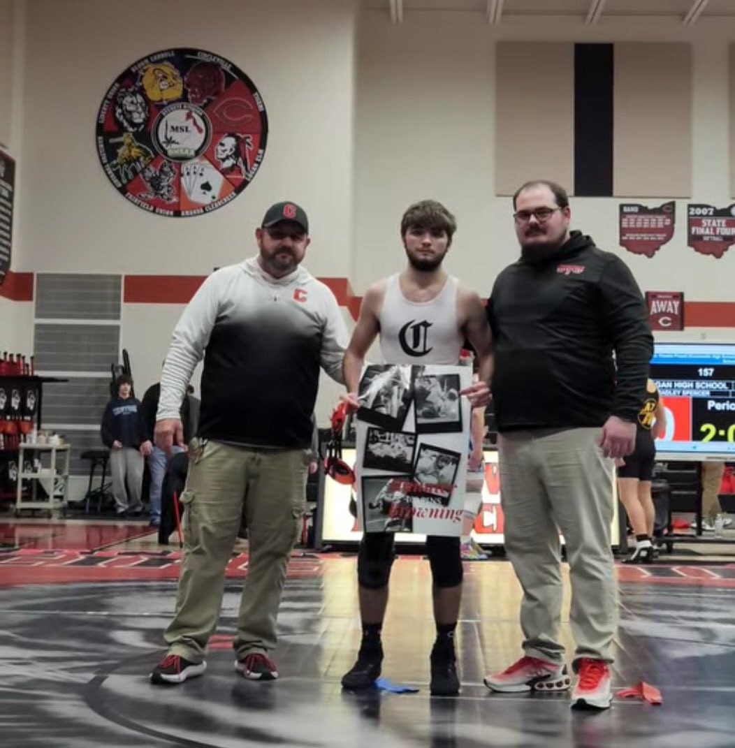 Clay Davis Memorial Circleville:
Hunter Browning 1st 
Hadrian Walker 4th 
Elias Miller 6th
Hunter Browning won his 150th career match and got his 100th career pin!!