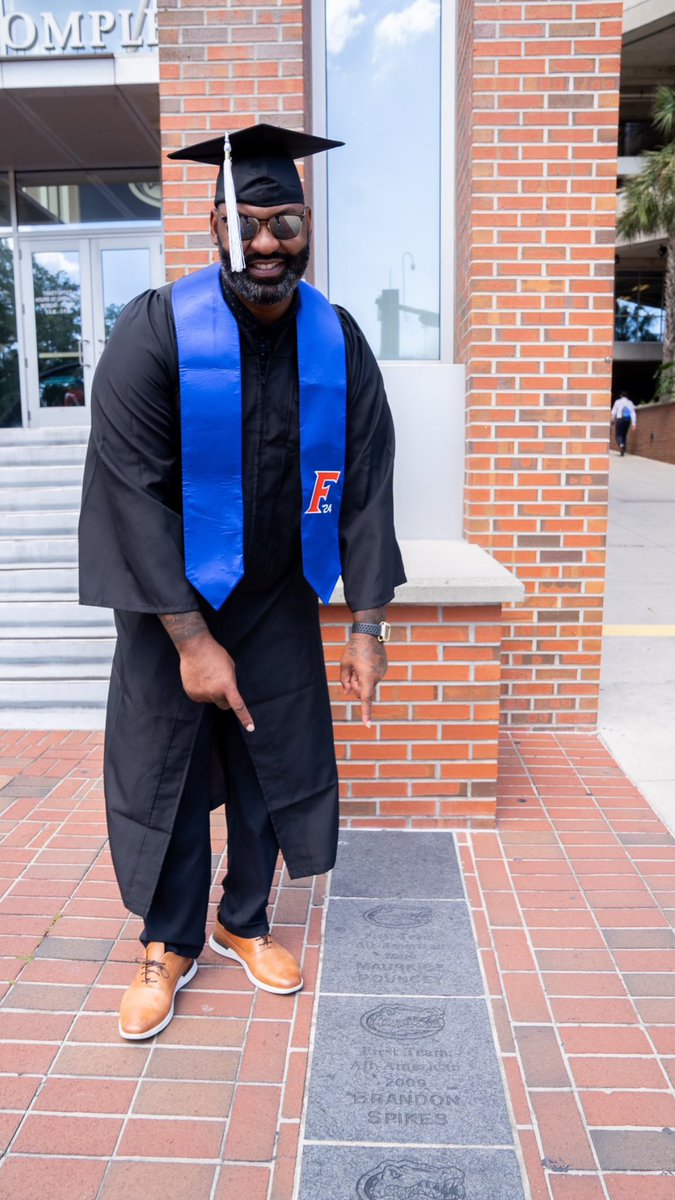 BrandonSpikes55 tweet media