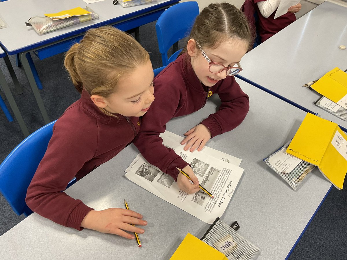 PDA_Y2's tweet image. Partner reading in our phonics to fluency session. #pdareading #pdaenglish