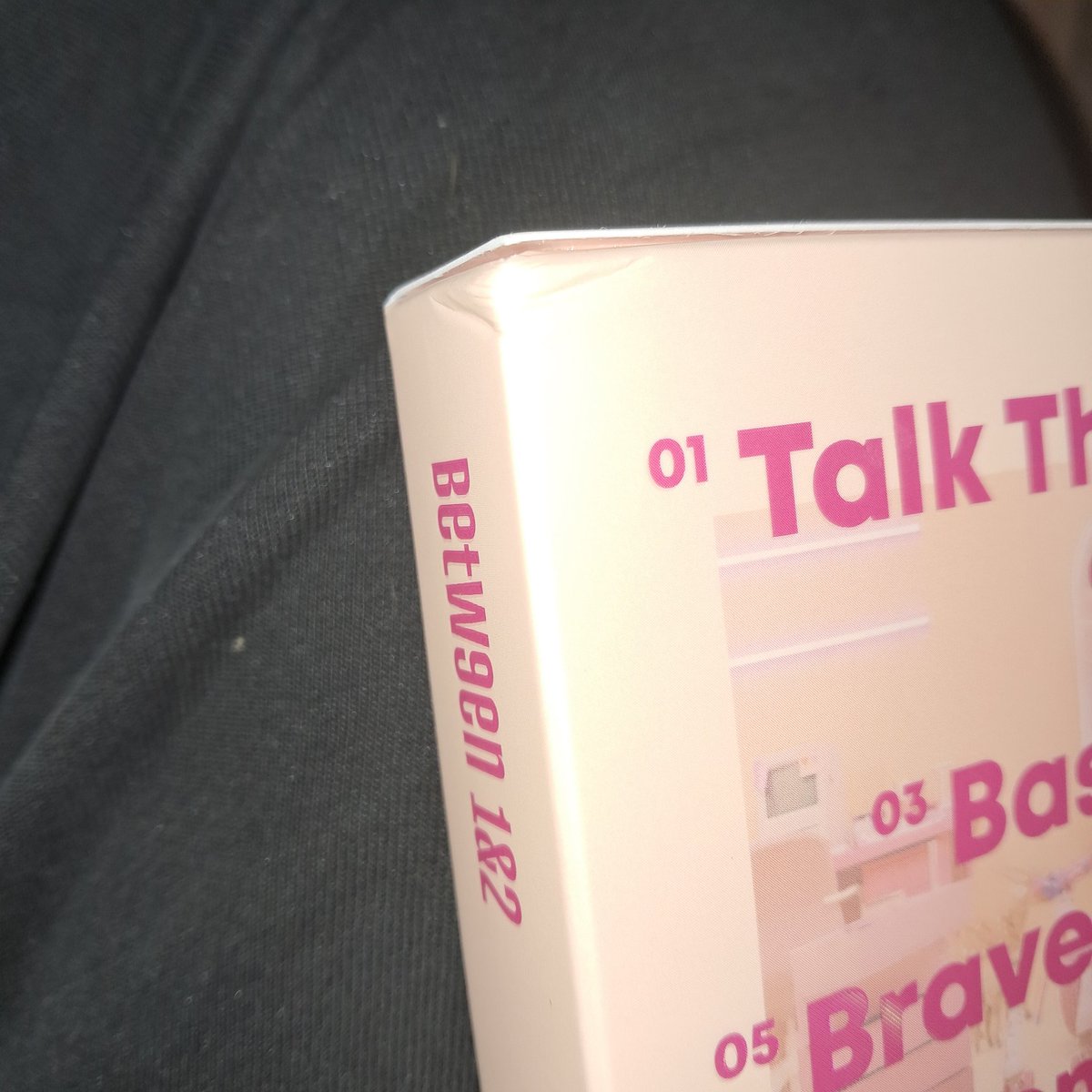 Twice Between 1&amp;2 Album Satış/Takas!!

&gt;Takas itzy, youngposse ve ot7 nmixx albumleriyle var
&gt;Odeme iban/papara
&gt;Kargo gd
&gt;Sadece bu sekilde toplu satiyorum(mclari ve pobu ayri satarim)
&gt;Fiyati 1240tl
&gt;Minik hasarlari var fotografa ekledimm isterseniz daha detauli fotograf atarim