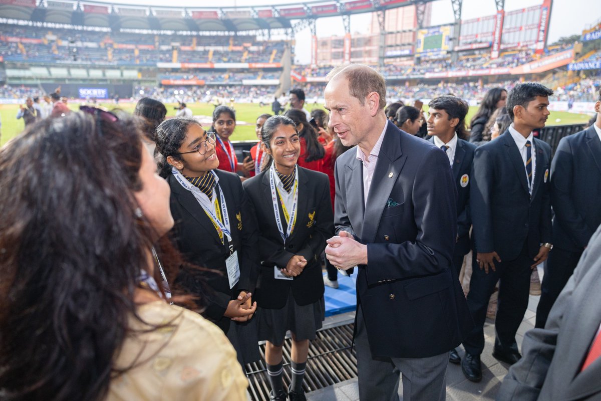 UK in Mumbai 🇬🇧🇮🇳 (@ukinmumbai) on Twitter photo HRH The Duke of Edinburgh visited Wankhede Stadium and met the captains of England and Indian cricket teams, ahead of the 5th T20I.
HRH also interacted with young winners of <a href="/iaypindia/">IAYP India</a> from across Mumbai, highlighting the positive impact of the award on their lives. HRH The Duke of Edinburgh visited Wankhede Stadium and met the captains of England and Indian cricket teams, ahead of the 5th T20I.
HRH also interacted with young winners of <a href="/iaypindia/">IAYP India</a> from across Mumbai, highlighting the positive impact of the award on their lives.