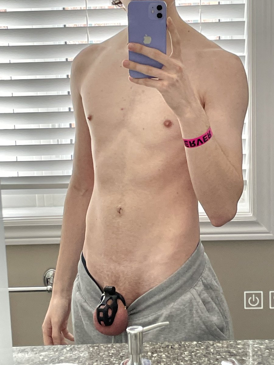 soft launching my buldge