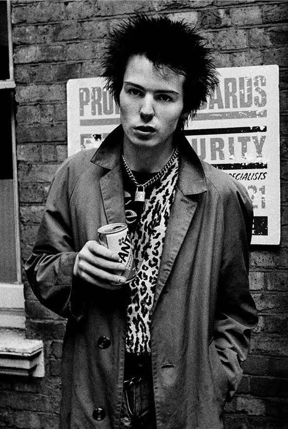 Remembering Sid Vicious today. Who never really had a chance. RIP Sid. Be kind ❤️💙🩷🤍