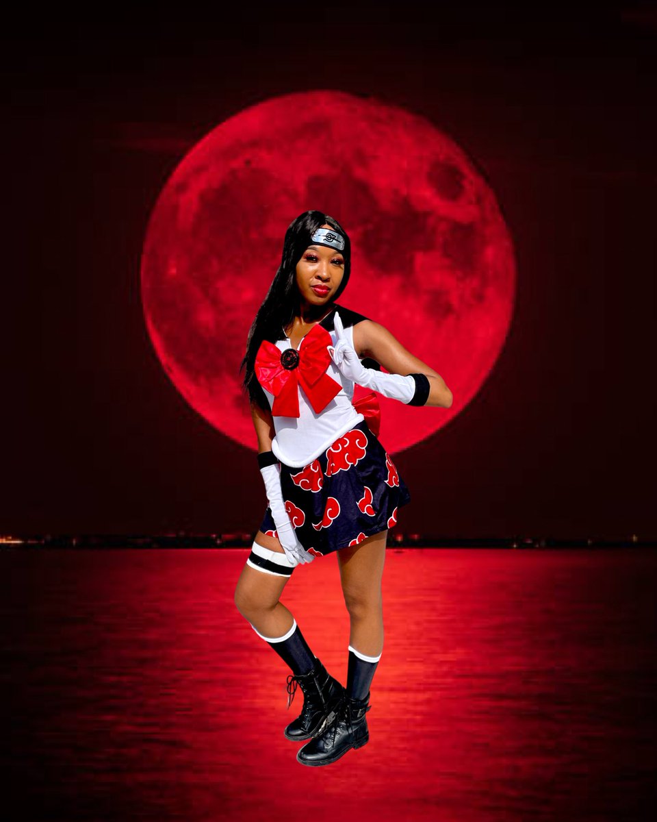 #28DaysOfBlackCosplay
Day 1: Sailor Itachi 🌙👁️🐦‍⬛🩸

my favorite cosplay mashup that i’ve ever done! 😎

anime: naruto &amp; sailor moon
characters: itachi uchiha &amp; sailor moon