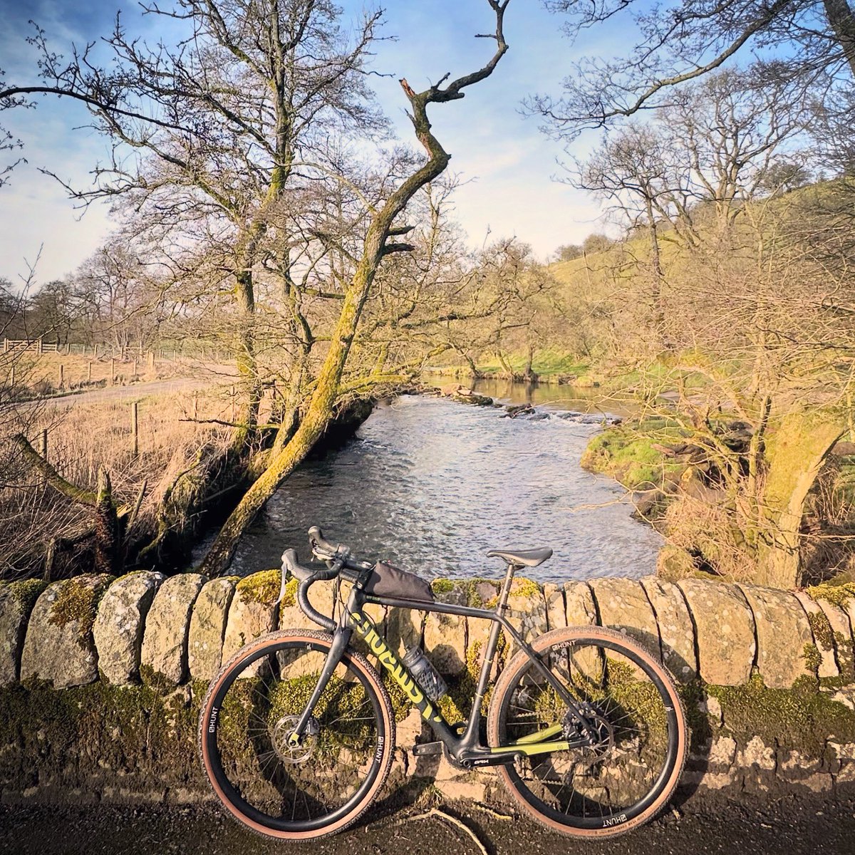 A sunny spin to Hartington and back via some less travelled roads and trails 🚵‍♂️