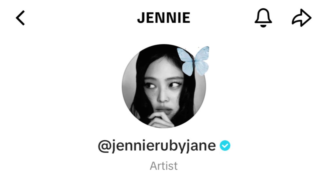 jnkcliip's tweet photo. Hey @Jennie_HQ it’d be great if you created a frame for ‘Love Hangover’ on Tiktok. Everyone using the song would get the frame on their pfp, hence boosting videos using the sound. Please consider this 🩵 https://t.co/DytlGNHYvu