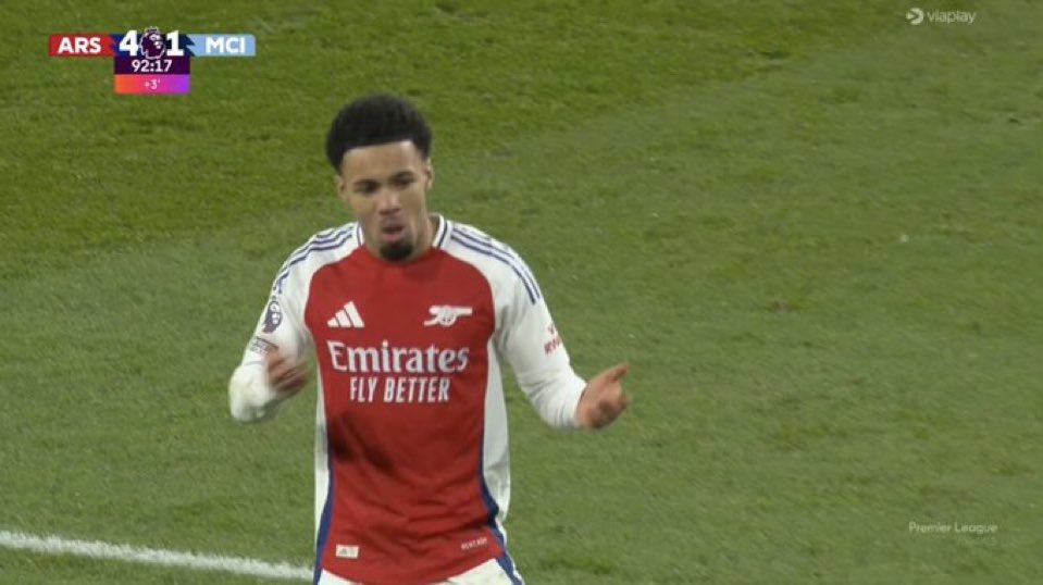 PLCPolice's tweet image. Absolutely disgraceful behaviour from Arsenal tonight. Gabriel celebrating in Haaland’s face!! Lewis-Skelly mocking his celebration too?!! Arteta smiling!!!

It’s completely unacceptable. 
Every single one of them should be fined…

All units to The Emirates!!!
🚨🚨🚨
#ARSMCI