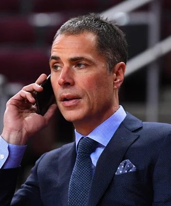 TheHoopCentral's tweet image. REPORT - The Lakers are “aggressively” pursuing athletic rim-protecting centers via trade, per @esidery.