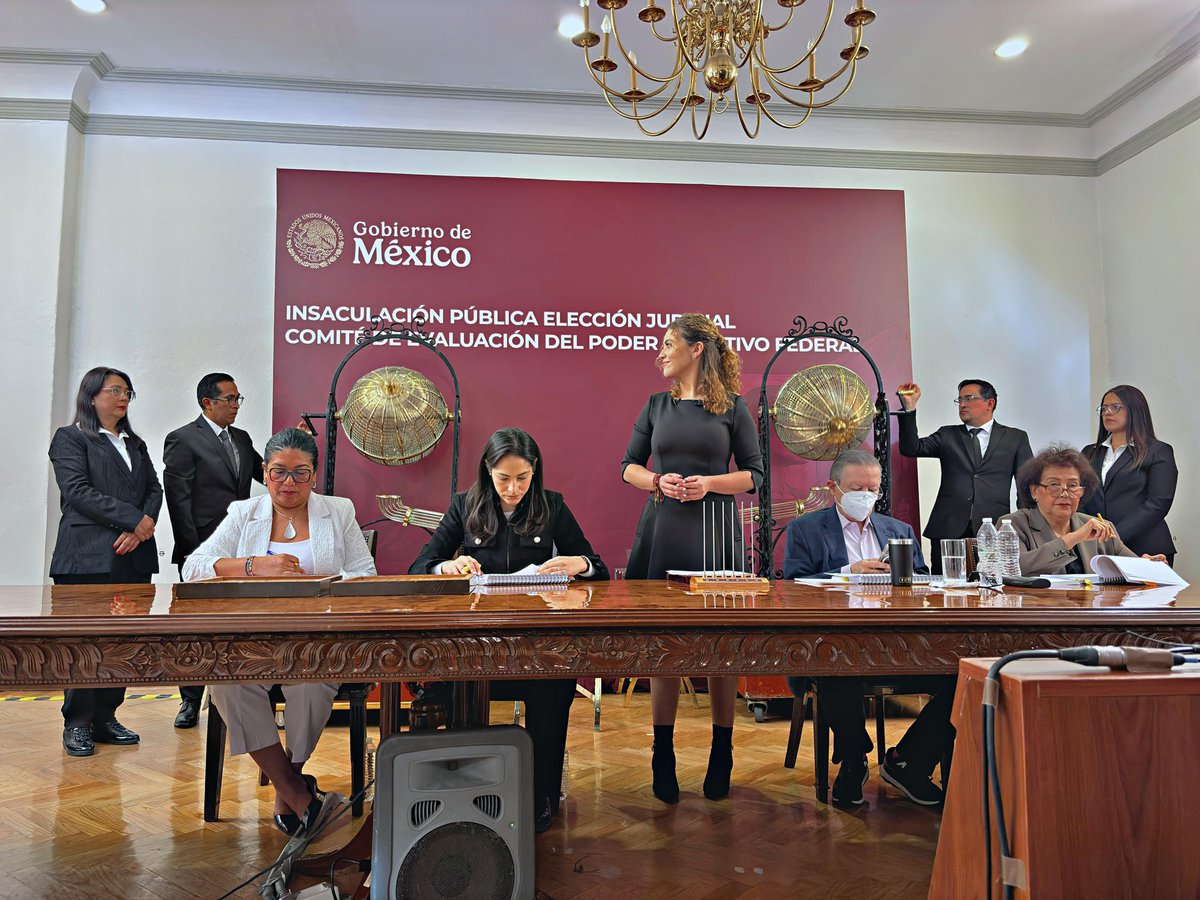ArturoZaldivarL's tweet photo. Seguimos avanzando en el proceso de insaculación llevado a cabo por el Comité de Evaluación del Poder Ejecutivo.

En este momento se están obteniendo los números correspondientes a las personas candidatas a cargos de Magistraturas y Juzgados de Distrito. 

▶️ https://t.co/4k8rfks571