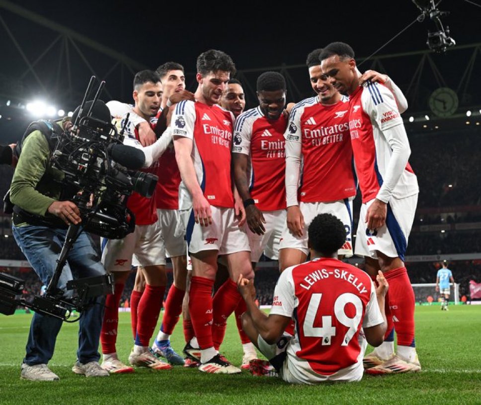 Arsenal Pics That Go Hard (@hardarsenalpics) on Twitter photo 
