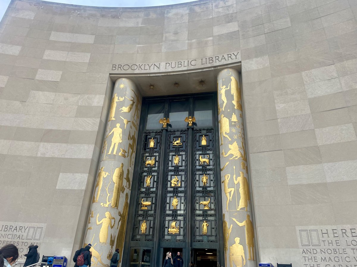 StacyPodelski's tweet image. #brooklynpubliclibrary