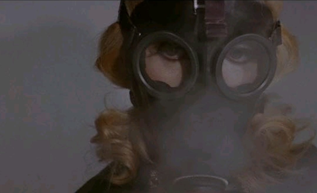 vikare06's tweet photo. The very 70s erotic thriller "Blue Rita" (1977) directed by Jesus Franco https://t.co/ARvDPHFFqo