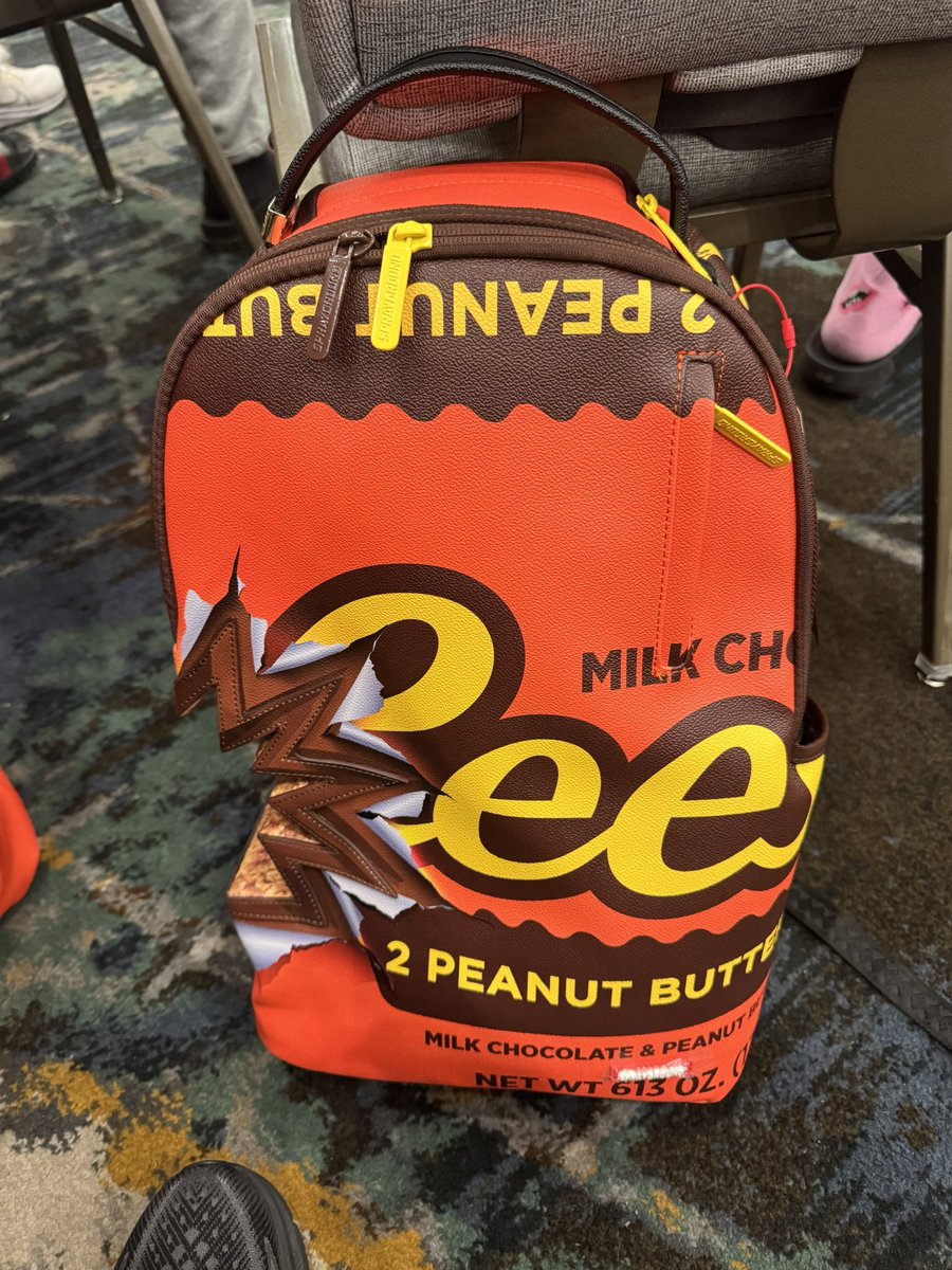 I move with a purpose, give 'em the right influence, that's how I'm the big dog