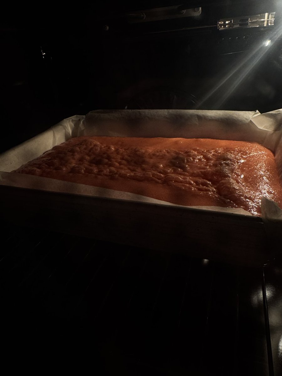 iidd47's tweet photo. Strawberry Cake 🍰 🍓 https://t.co/yZYFL07gkK