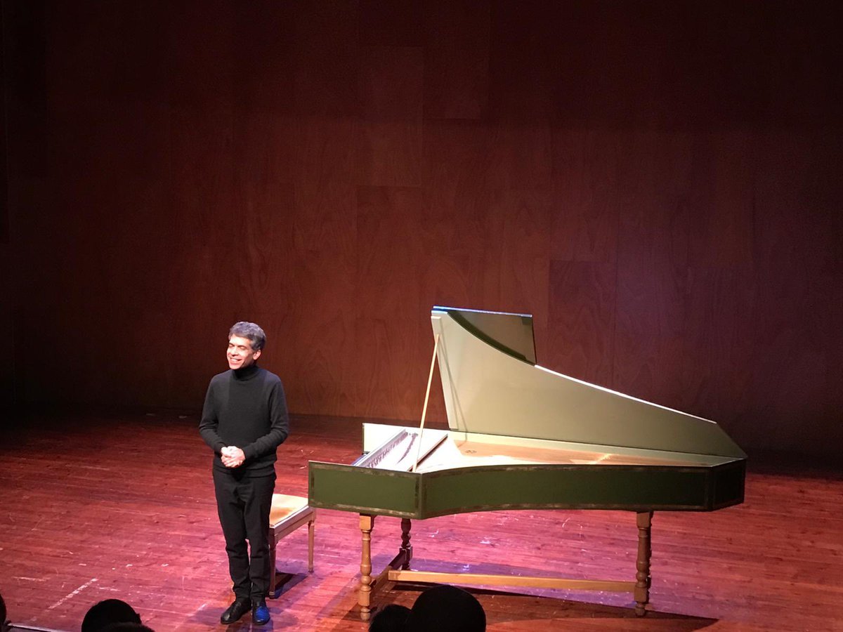 .<a href="/xDiegoAres/">Diego Ares</a> ha fet brillar l’ <a href="/ateneubanyoles/">Ateneu de Banyoles</a> amb les Variacions Goldberg. Una gran tarda de la Candelera.