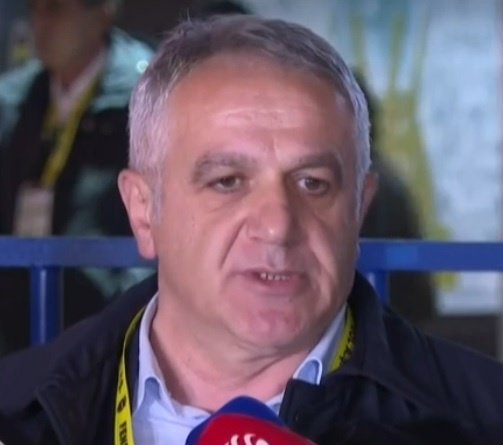 bbojunior's tweet photo. Rizespor Başkanvekili Adnan Er:
 
"Fenerbahçeliler bugün rahat uyuyabilecek mi?" https://t.co/f8UhjtXSwl