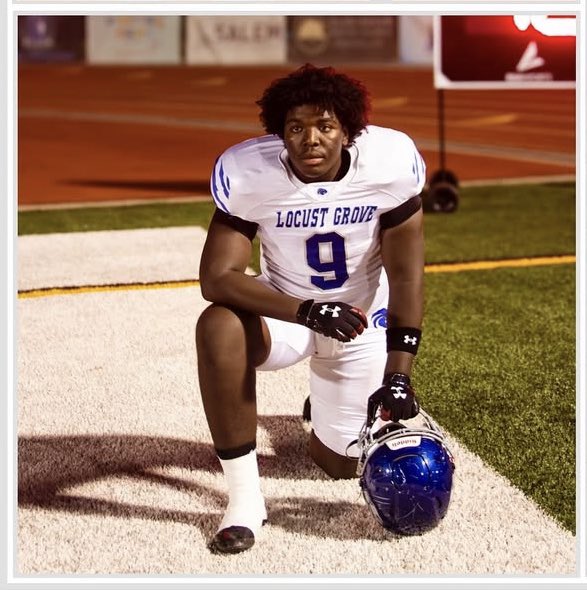 I’m a 6’3 270 pound defensive tackle with 40 offers and yet I’m only ranked on one major website with only 3 stars who must I get in contact with to update my height weight and offers on these recruiting profiles on <a href="/On3sports/">On3</a> <a href="/Rivals/">Rivals</a> and <a href="/247Sports/">247Sports</a> ?🤔