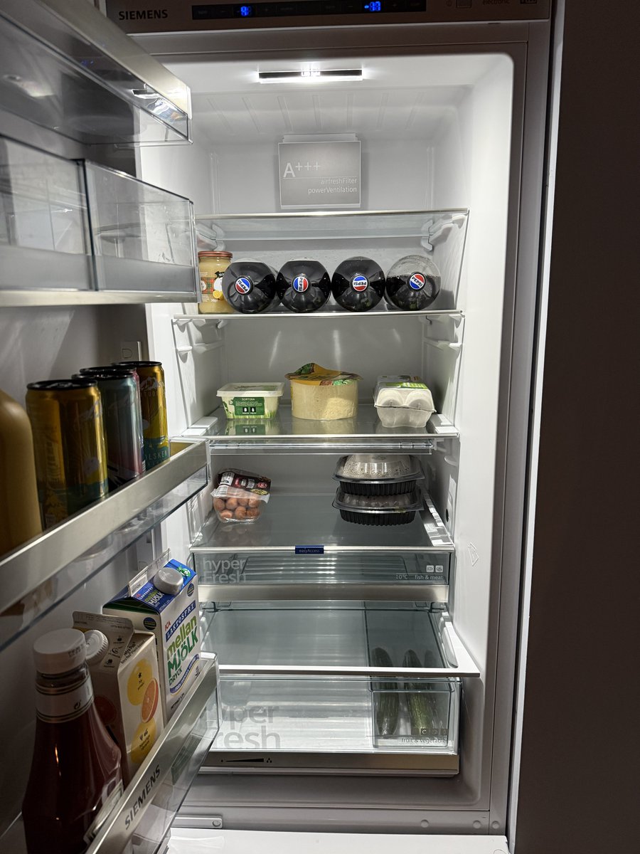 handlade för 2500kr och detta var det vi fick?? uffes sverige suger