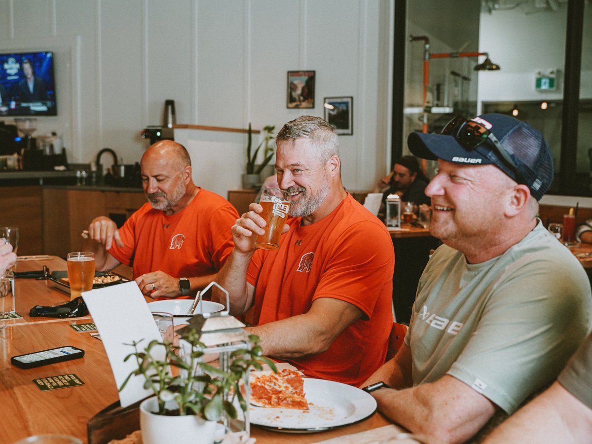 🍻 Sunday scaries hitting hard? We’ve got the cure: Happy Hour! Every day from 2pm-5pm and 9pm-close, we’re slinging discounts on your fave brews. Because let’s be real, the best way to prep for Monday is with a cold pint in hand. 🍺

oldyalebrewing.com/abbotsford