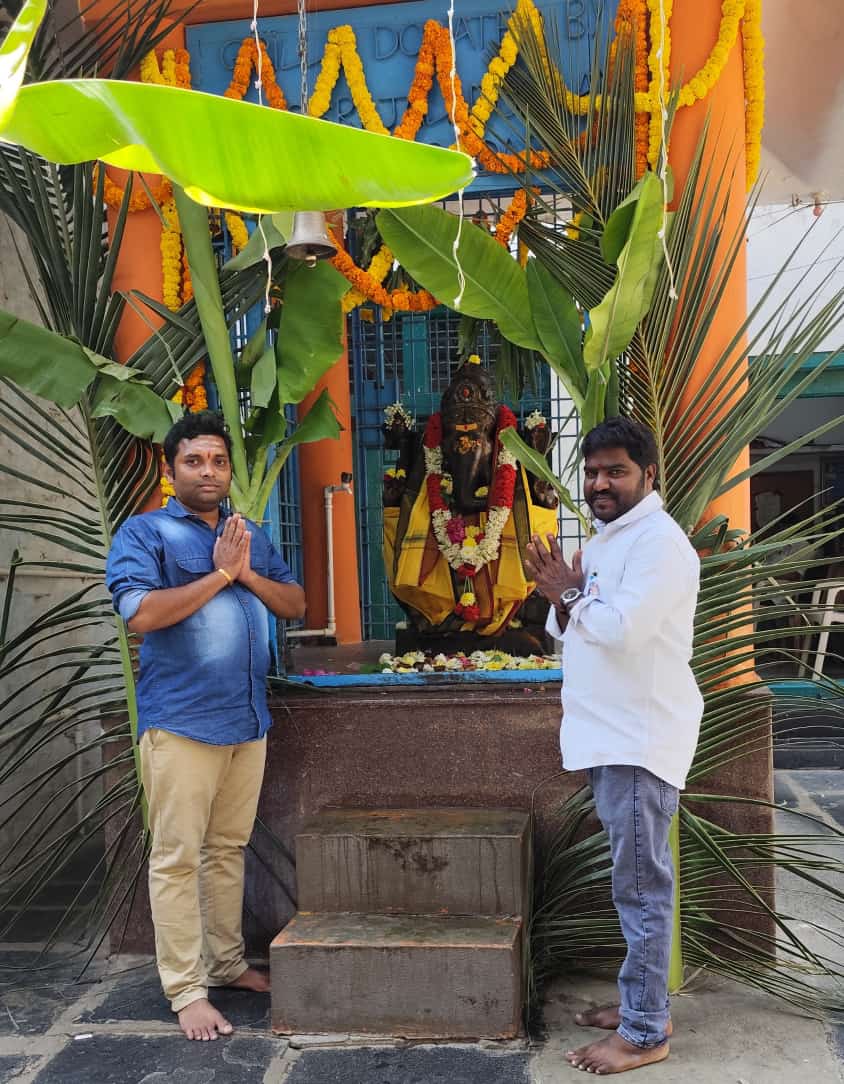 మా మిత్రుడు అనంతపురం వాసి అయినటువంటి శ్రీ నరహరి దత్త గారు నిన్నటి రోజున తాడిపత్రిలో
జరిగినటువంటి శ్రీ మార్కండేయ స్వామి జయంతి ఉత్సవంలో పాల్గొనడం జరిగింది