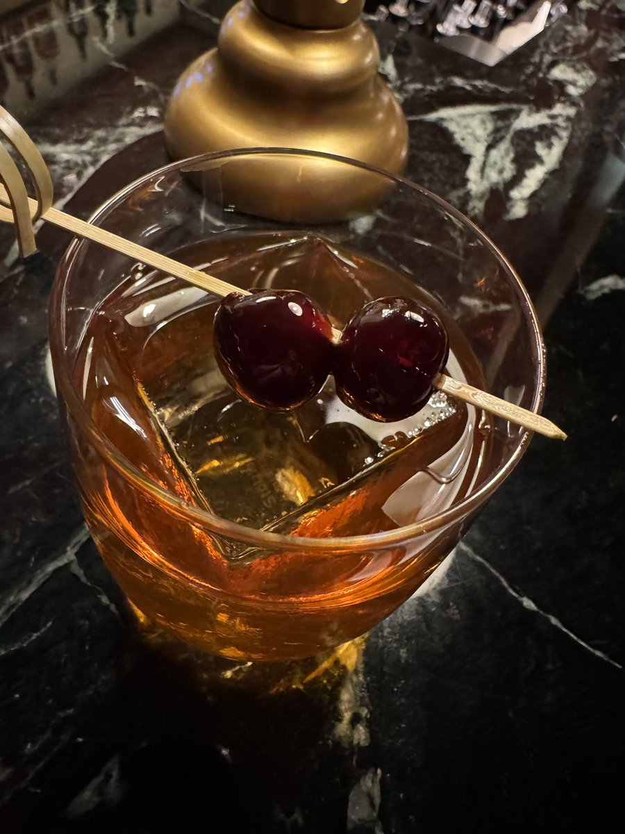 KerryBilicki's tweet image. Here it is! My updated Old Fashioned list for 2025
New for 2025
I have added prices where I could. AEB and AER indicate these are prices for Angel’s Envy bourbon and Angel’s Envy rye respectively. Please note these prices are subject to change.
🍒As requested I have indicated my…